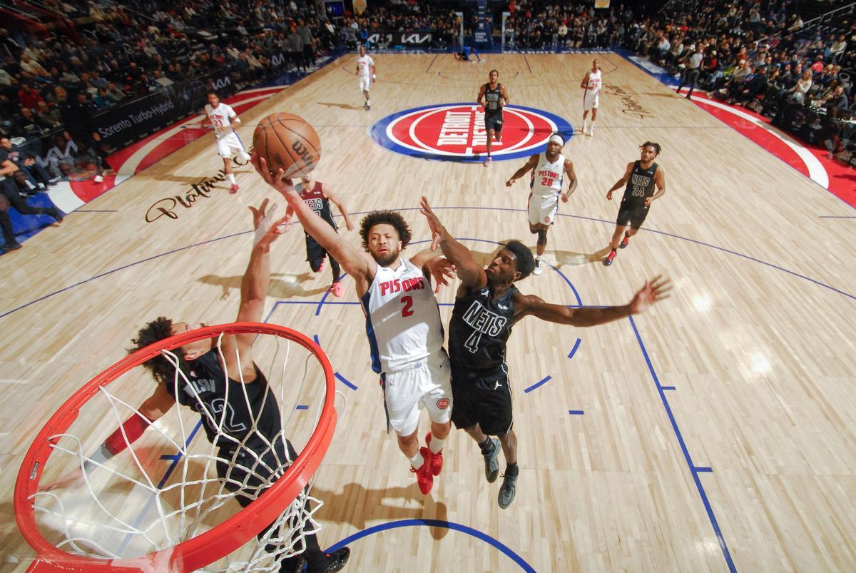 开云体育-爱德华兹41分封神夜：森林狼第三节防守绞杀战如何撕碎灰熊？